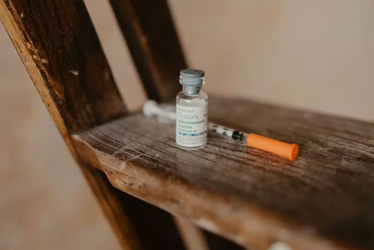 Smooth Out Chin Dimpling Smooth Out Chin Dimpling