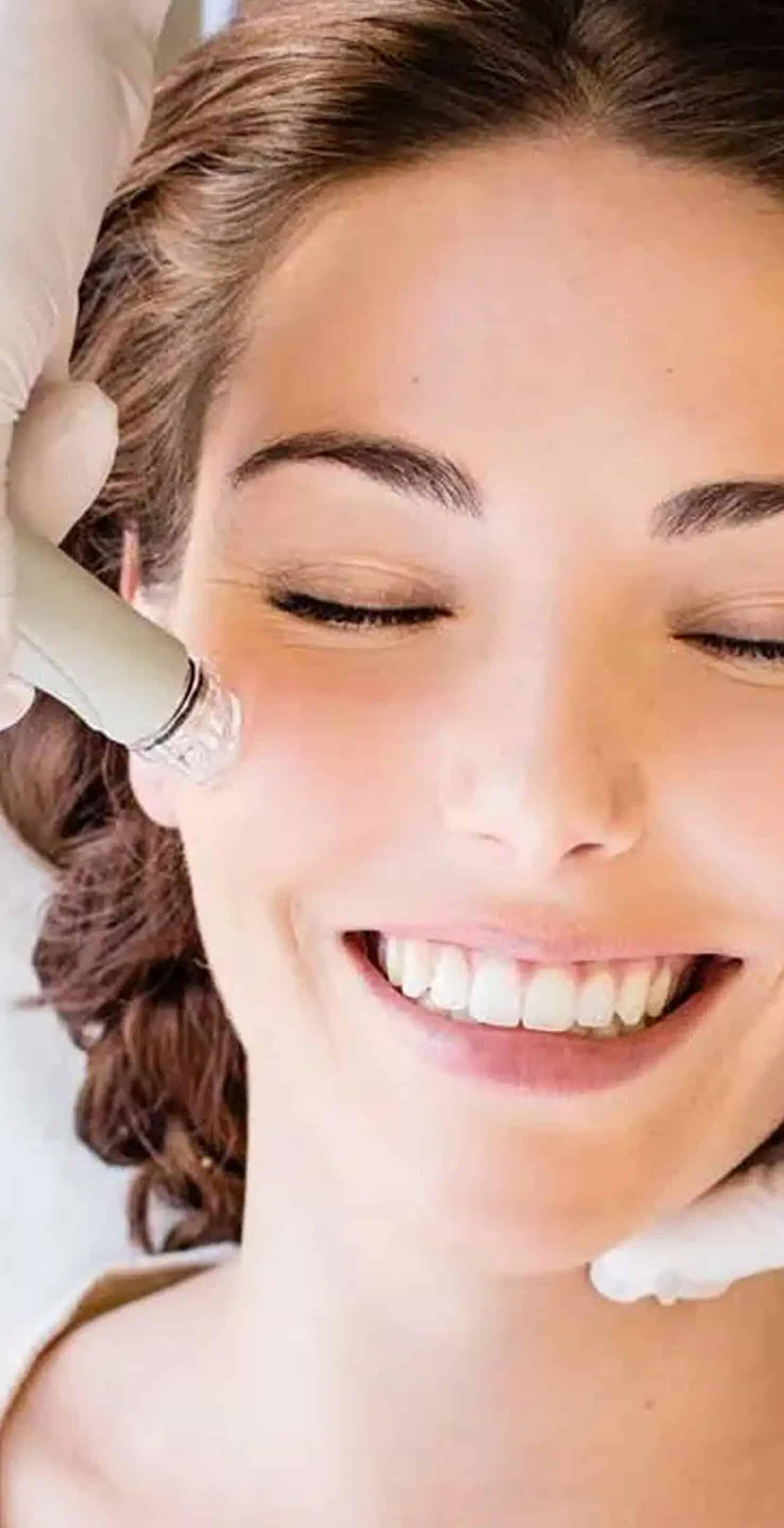 Advanced Laser Resurfacing for Structural Skin Renewal Full‑Face Rejuvenation with Dermal Fillers